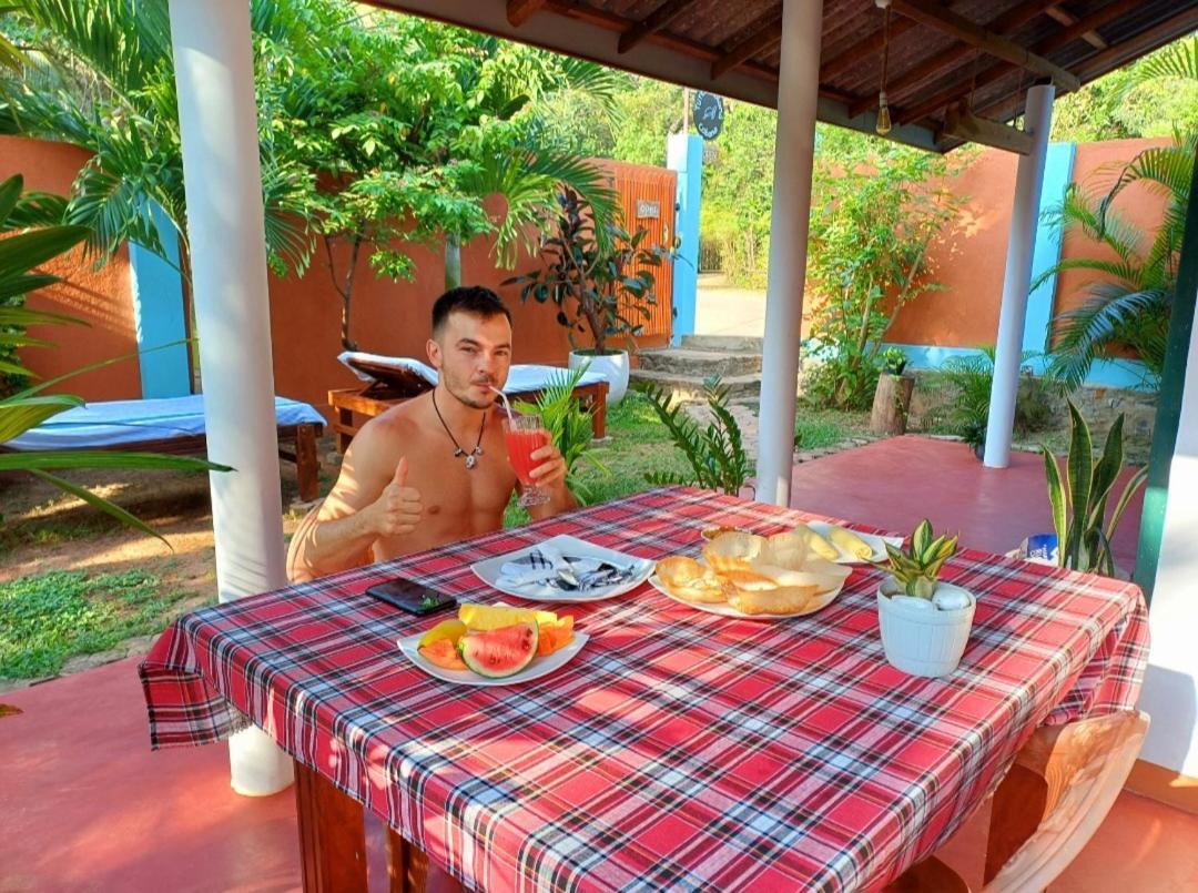 Turtle Island Cabana Тангалле Екстер'єр фото
